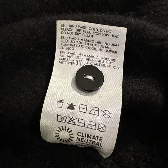 Reformation Clara Black Cashmere Crew Cardigan Sweater size Medium - Picture 13 of 13